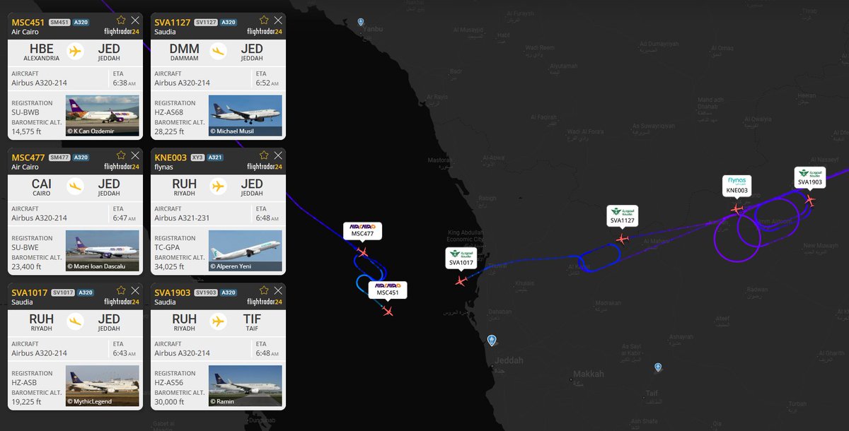 Auch kommerzielle Flüge zum Flughafen Jeddah werden derzeit in Warteschleifen gesetzt. Der Grund dafür ist weiterhin unklar; es wurden keine Angriffe auf Jeddah oder Riad gemeldet.
